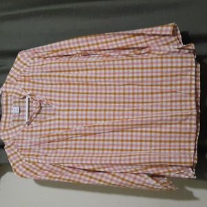 NEW with Tag. Women Old Navy Long sleeves Blouses Sz.S